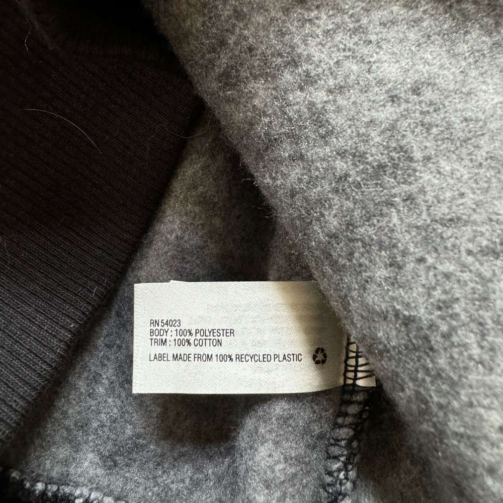 D gap | vintage grey sweater jacket - Picture 3 of 5